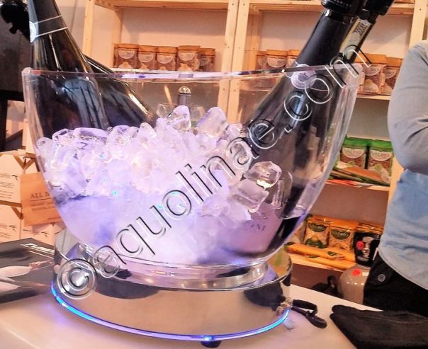 Accessori: mondo del vino. Luxury wine